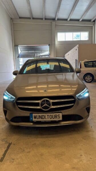 4 Mersedes b180d 1